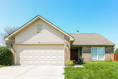 748 Hollowood Ln, Avon, IN 46123