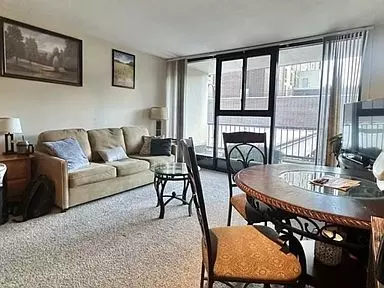 1020 15th St #3G, Denver, CO 80202