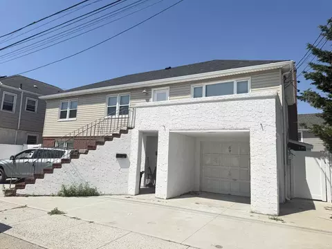 59 Troy Ave #UPPER, East Atlantic Beach, NY 11561