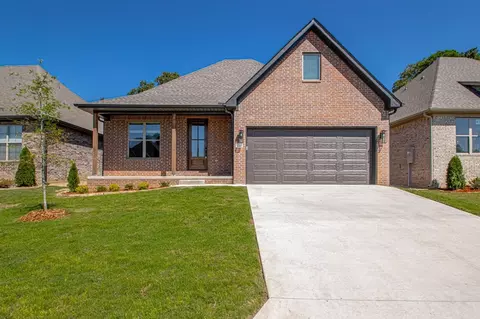 220 Kanis Ridge Dr, Little Rock, AR 72223