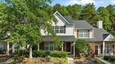 670 Emerald Cove Dr, Charlotte, NC 28262