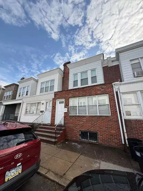 6754 Linmore Ave, Philadelphia, PA 19142
