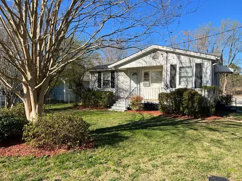 300 West St, Apex, NC 27502