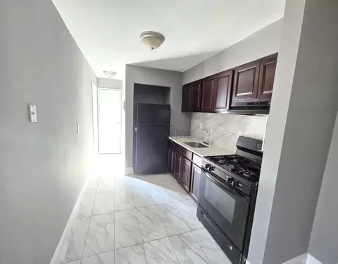 104 Montclair Ave #5, Newark, NJ 07104