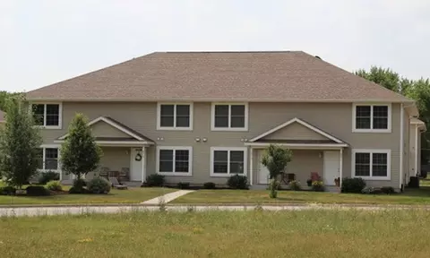 3368 Serenity Pl, Rock Island, IL 61201