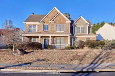2375 Chandler Grove Dr, Buford, GA 30519