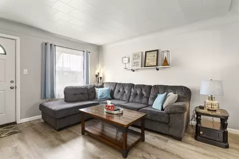mckinley dr, Warren, MI 48089