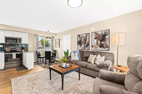 Gratiot Ave, Eastpointe, MI 48066