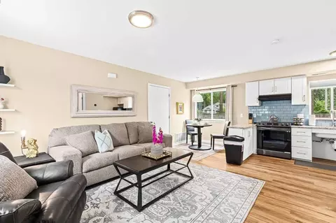 Martin Rd, Roseville, MI 48066