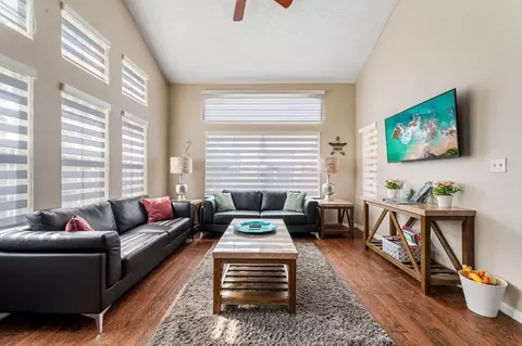 Sun Key Pl, Kissimmee, FL 34747