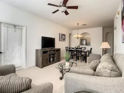 Silver Palm Dr, Kissimmee, FL 34747