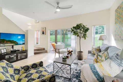Sun Key Pl, Kissimmee, FL 34747