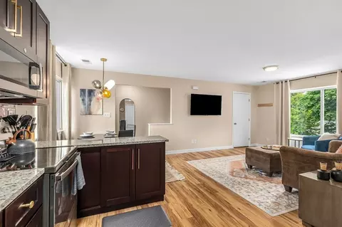 sharon ln, Roseville, MI 48066