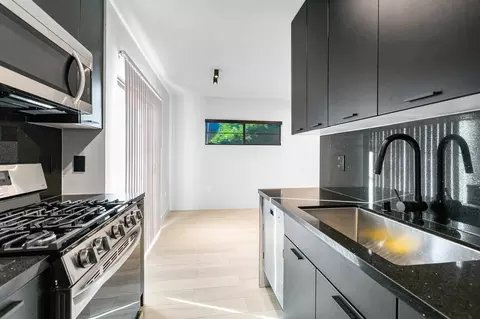3750 S Canfield Ave #3, Los Angeles, CA 90034
