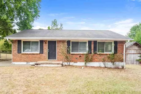 8970 Cornell Dr, Jonesboro, GA 30238