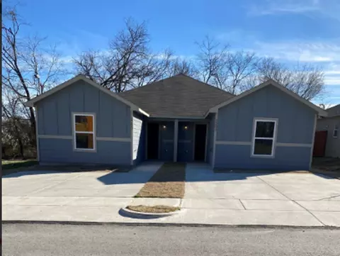 2203 Henry St #B, Greenville, TX 75401