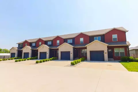 3095 W Cardinal St, Springfield, MO 65810