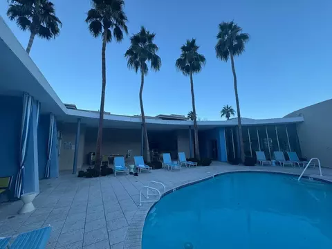 810 E Palm Canyon Dr #201, Palm Springs, CA 92264