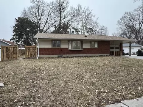 1825 Rusty Ln, Lincoln, NE 68506