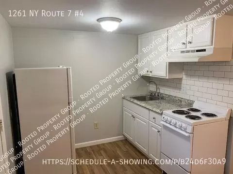 1261 State Highway 7, Troy, NY 12180
