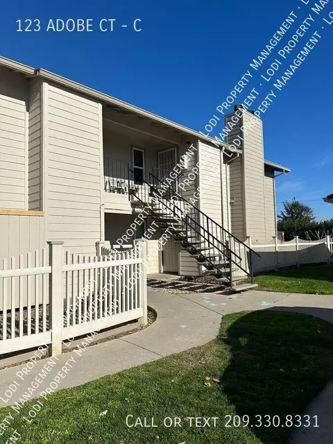 123 Adobe Ct #C, Lodi, CA 95240