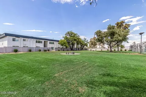 424 W Brown Rd #129, Mesa, AZ 85201
