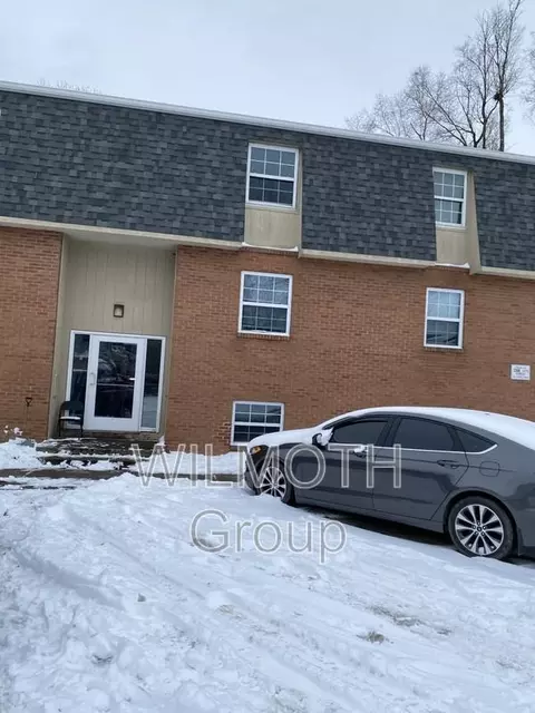 701 S 14th St #2B, New Castle, IN 47362
