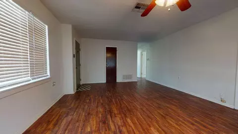 1105 Palasota Dr, Bryan, TX 77803