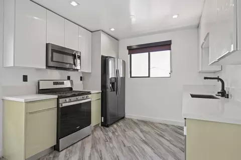 955 N Oxford Ave #3, Los Angeles, CA 90029
