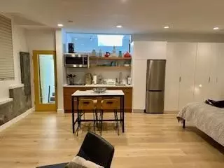 849 Dolores St #A, San Francisco, CA 94110