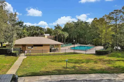 4838 S Semoran Blvd #902, Orlando, FL 32822