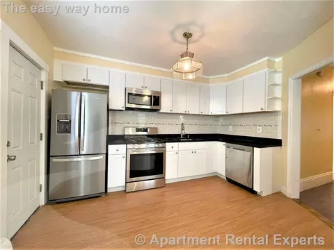 13 Laurel St #1, Somerville, MA 02143
