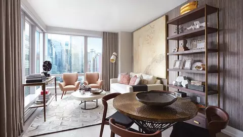 555 10th Ave #20F, New York, NY 10018