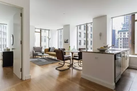126 Pearl St #16L, New York, NY 10005