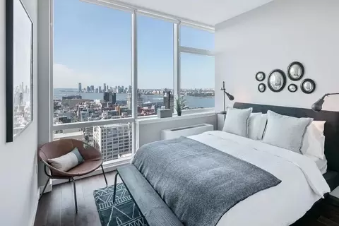 507 W 28th St #16K, New York, NY 10001