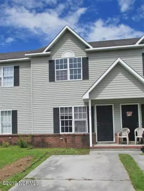 953 W Pueblo Dr, Jacksonville, NC 28546