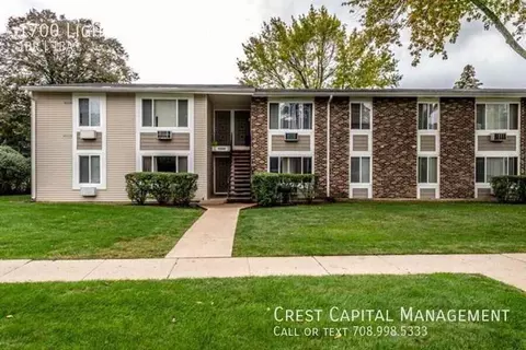 1800 Light Rd #16-208, Oswego, IL 60543
