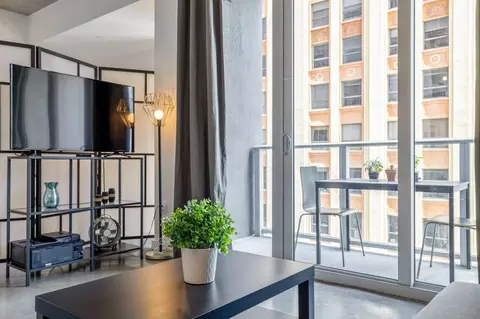 165 Southeast 1st Street #1044518P, Miami, FL 33131