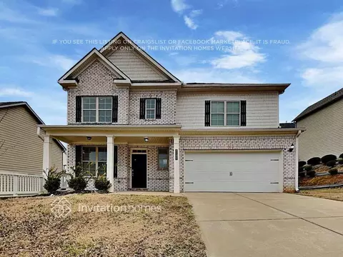 2132 Dodson Woods Dr, Fairburn, GA 30213