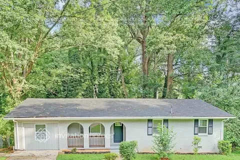 2317 Emerald Lake Ct, Decatur, GA 30035