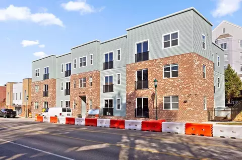 621 E Martin Luther King Blvd #207, Chattanooga, TN 37403