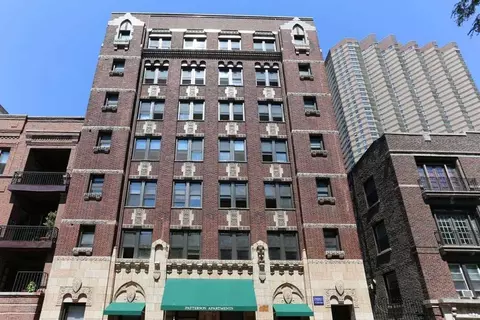 612 W Patterson Ave #605, Chicago, IL 60613