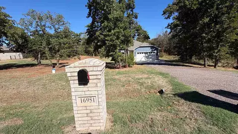 16951 Buck Cir, Newalla, OK 74857