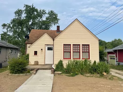 1519 N Locust St, Muncie, IN 47303