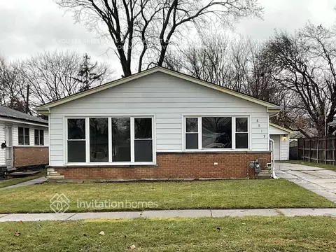 8812 S 55th Ave, Oak Lawn, IL 60453