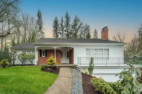 4901 SW Humphrey Park Crst, Portland, OR 97221