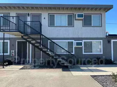 911 H St #2, Lathrop, CA 95330