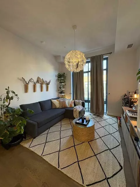 525 Water St SW #411, Washington, DC 20024