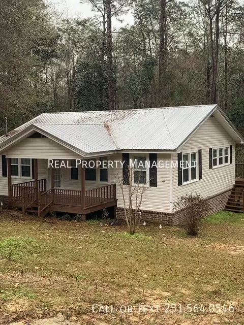 3412 Laverne Dr E, Mobile, AL 36618