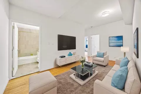 102 Fulton St #13C, New York, NY 10038